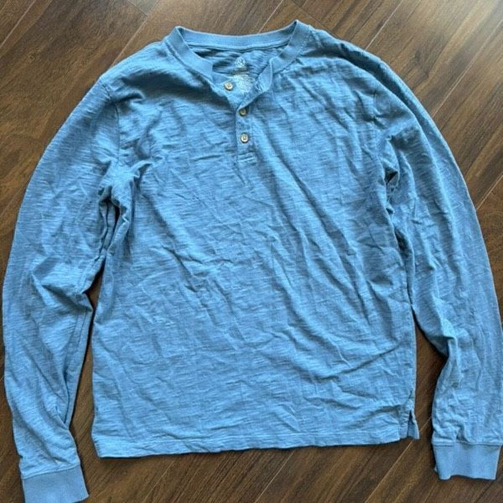 T & B XXL BOYS blue long sleeve Henley